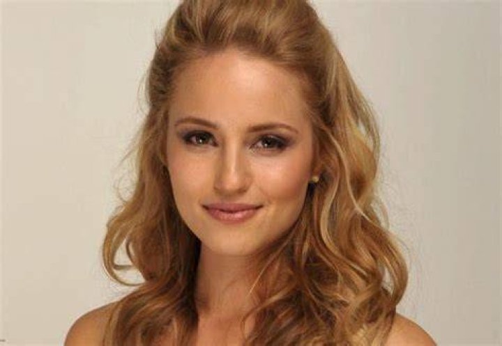 11 Rare Pictures of Celebs With Blonde Hair and Brown Eyes
