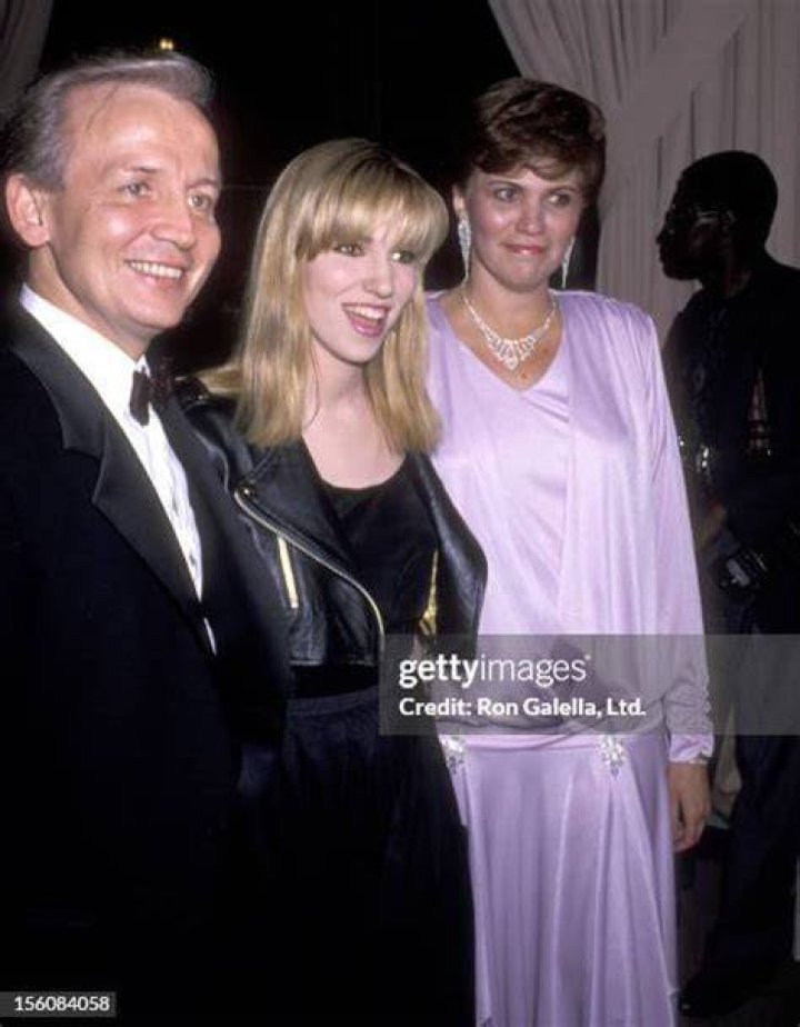 All About Debbie Gibson Parents: Mother Diane And Father Joseph Gibson