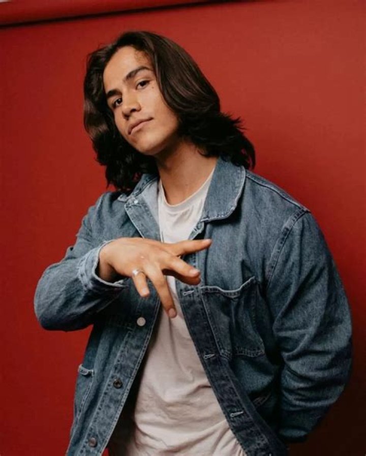 Allan Louis Wikipedia, Biography, Age, Height, Instagram, Girlfriend, Net Worth, Family
