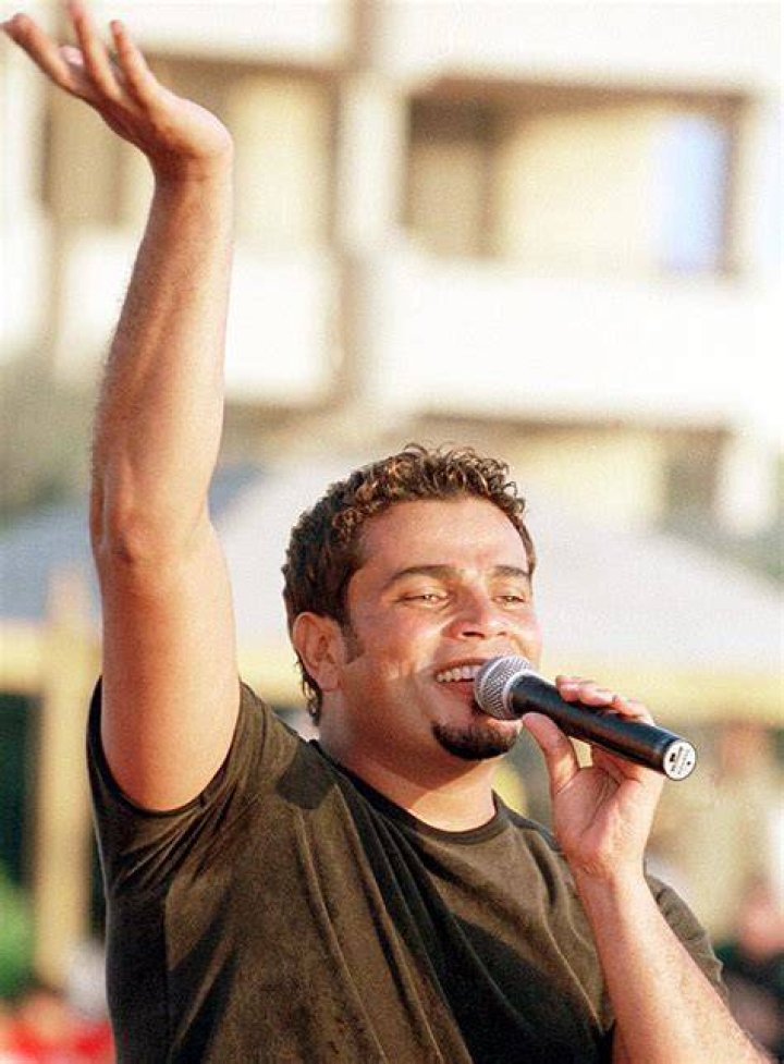 Amr Diab’s biography, net worth, fact, career, awards and life story