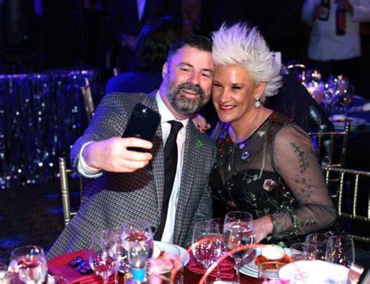 Anne Burrell’s Husband: Previously Gay, the Chef Is Now Married to Stuart Claxton; His Age & Job With Wedding Pictures!