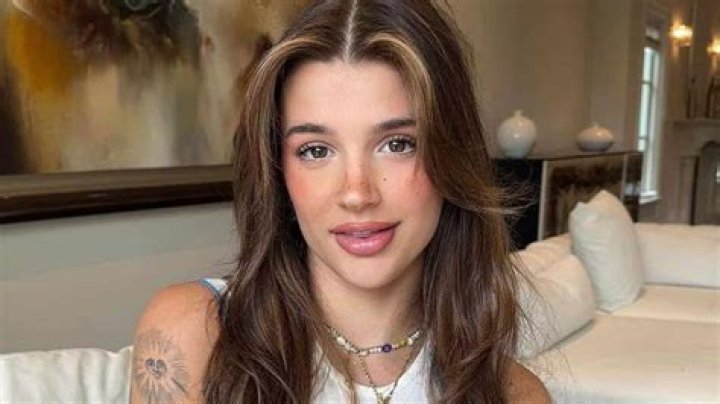Ari Kytsya (Instagram Star) Age, Height, Weight, Net Worth, Boyfriend, Biography