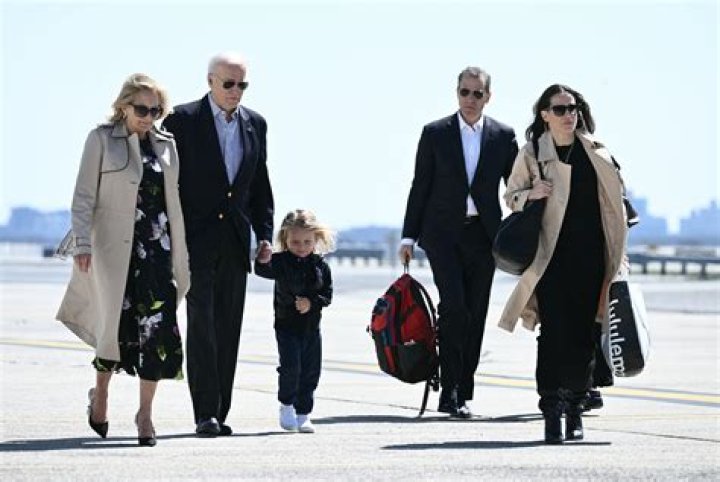 Ashley Biden Wiki, Age, Husband, Joe Biden Daughter, Children, Net Worth, Husband (Howard Krein), Family, Religion, Instagram