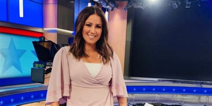 Ashley Strohmier Bio, Wiki, Age, Family, Husband, Married, Net worth, Salary and Fox