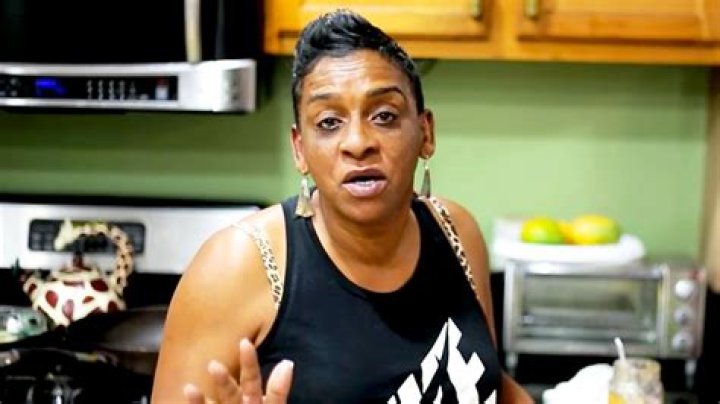 Auntie Fee