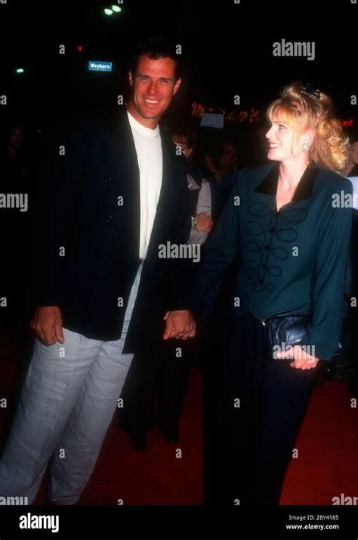 Brad Johnson Actor Wife: Who Is Laurie Johnson?