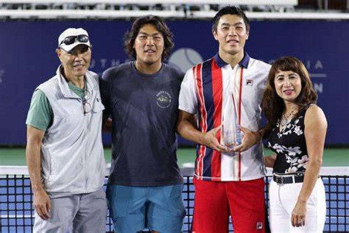 Brandon Nakashima Parents, Dad Mom, Age, Biography, Height, Girlfriend