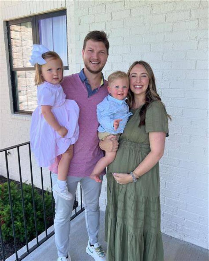 Brighton Robertson Family | Where Are They From