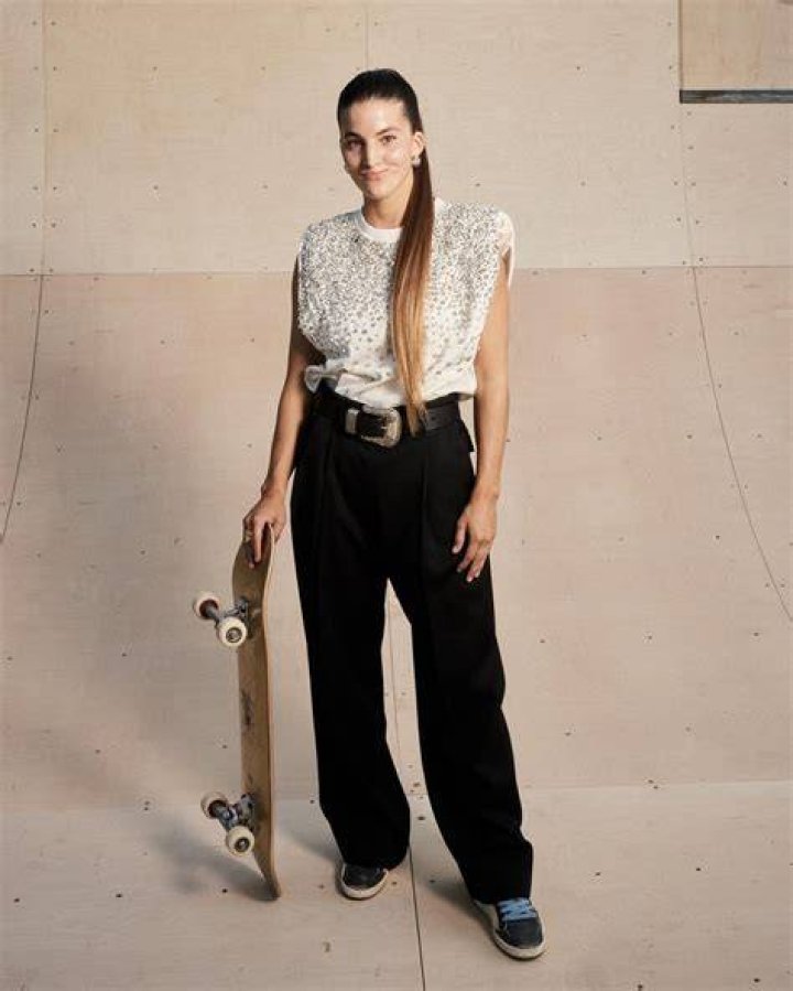Brooklinn Khoury Bio, Wiki, Age, Family, Skateboarder, Influencer and Net Worth