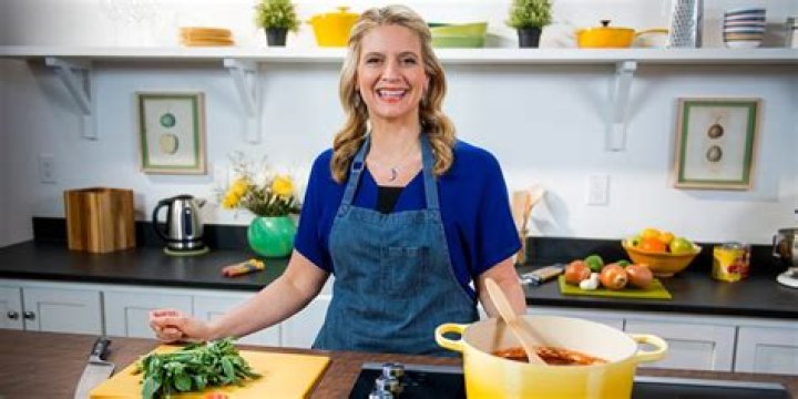 Chef Amanda Freitag’s from “Chopped” Wiki: Net Worth, Personal Life, Husband, Restaurant Empire Diner, Family, Boyfriend