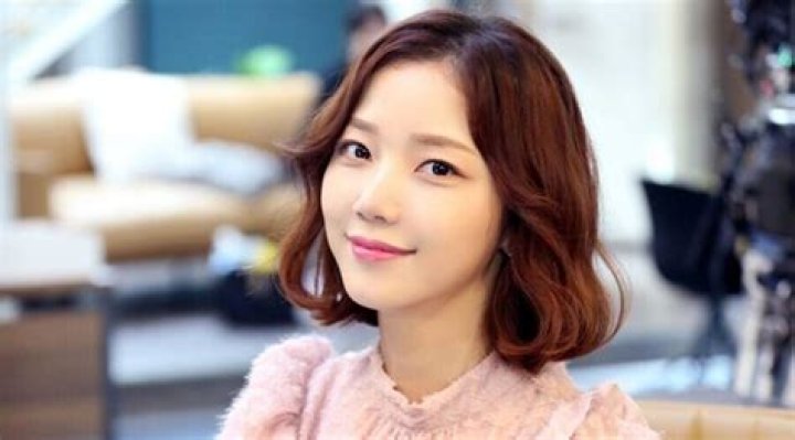 Cho Kyu-hyun Biography, Wiki, Age, Parents, Wife, 7 Years of Love, Net Worth and Songs.