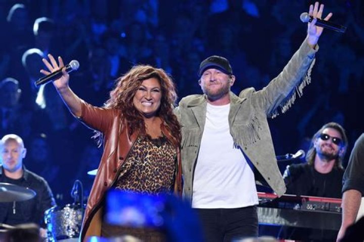 Chris Deffenbaugh, Jo Dee Messina’s Husband – 5 Fast Facts