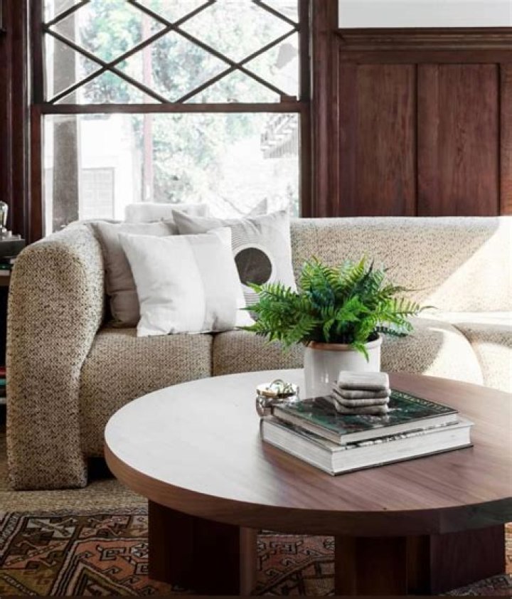 Danielle Nicolet Husband Mike Kussman Is A Wooden Furniture Expert