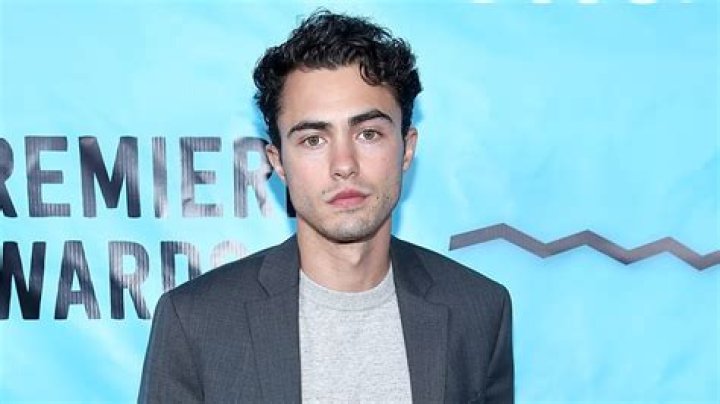 Darren Barnet Actor