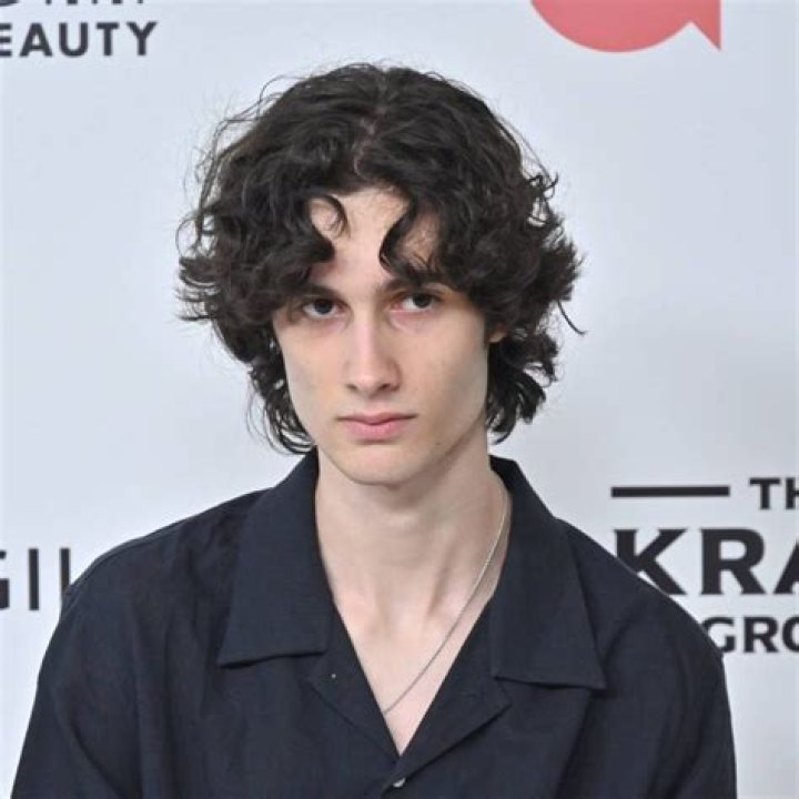 David Hull Bio, Wiki, Age, Height, Family, Girlfriend, Gay, Movies, Insecure, and Net Worth