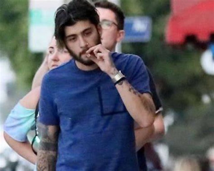 Davie504: Girlfriend, net worth, tattoos, smoking & body facts