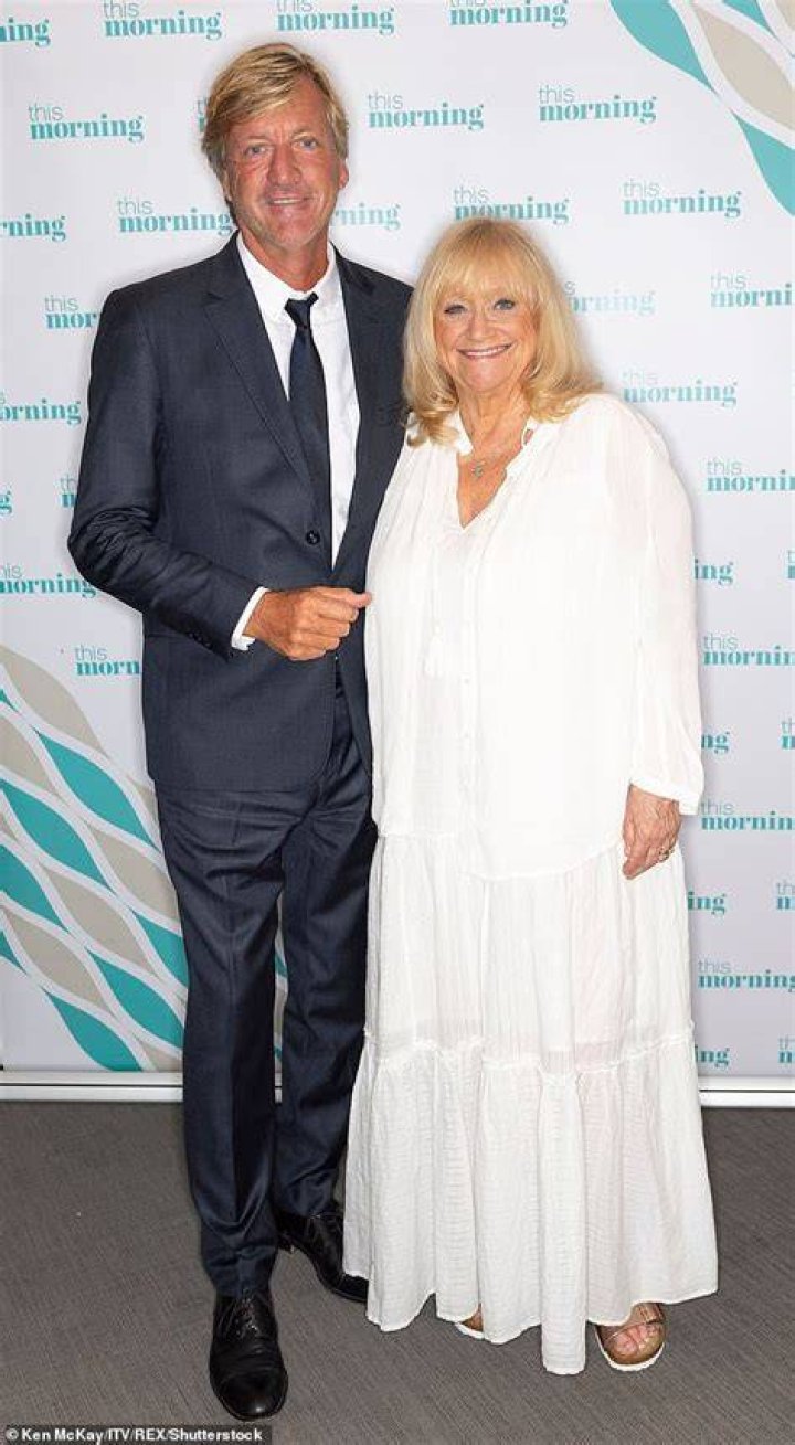 Dermot Kennedy and Girlfriend Aisling Finnegan Age Difference – Are They Married?