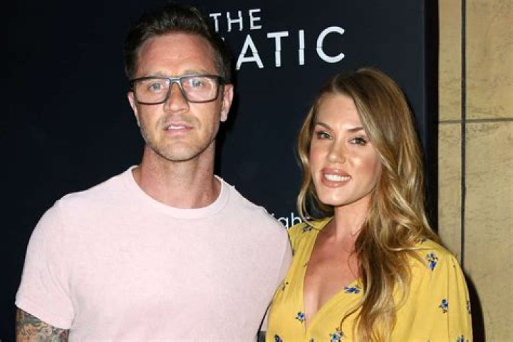 Devon Sawa wife: Who is Dawni Sahanovitch?