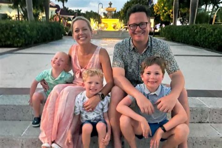 Dylan Dreyer Bio, Age, Education, Family, Children, NBC, Salary, Networth