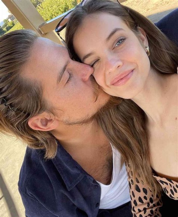 Dylan Sprouse’s Net Worth, Age, Height, Weight, Girlfriend, Dating, Bio-Wiki
