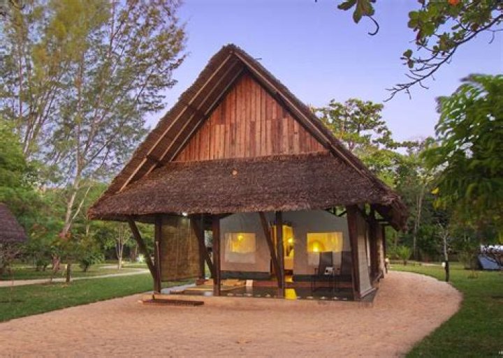Eden Lodge, Hell-Ville, Madagascar