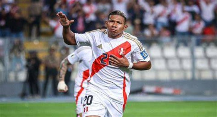 Edison Flores