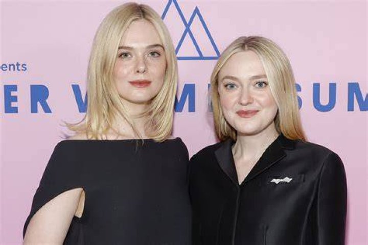 Elle Fanning Vs Dakota Fanning Net Worth – How Rich Are They?
