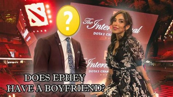 Ephey Dota Age Boyfriend: Meet The Twitch Streamer On Instagram