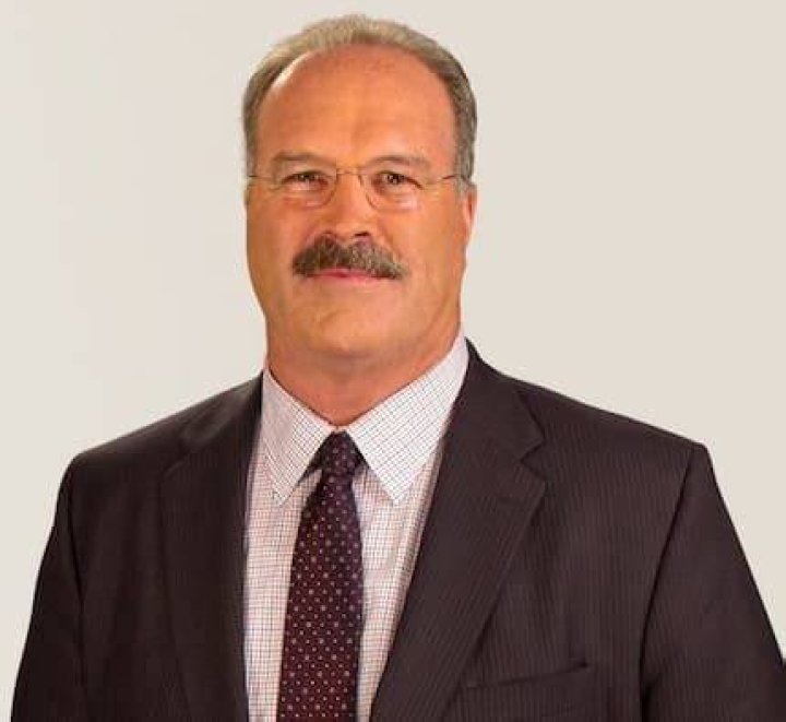 Eric Christensen Bio, Wiki, Age, Parents, Wife, Salary, Son and CBS4