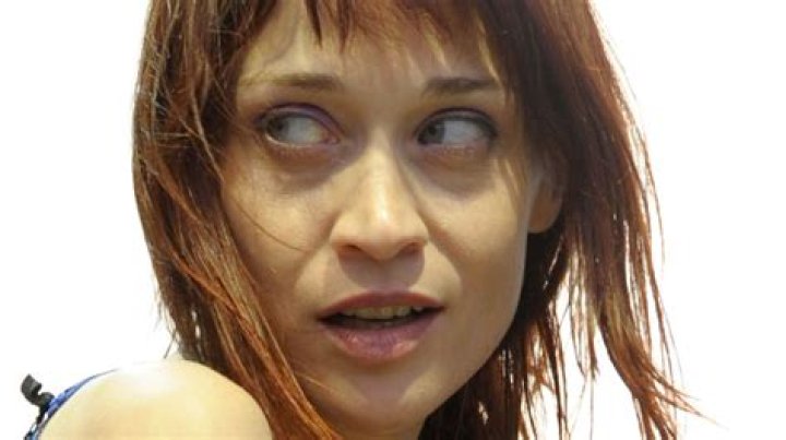 Fiona Apple’s net worth, biography, fact, career, awards and life story