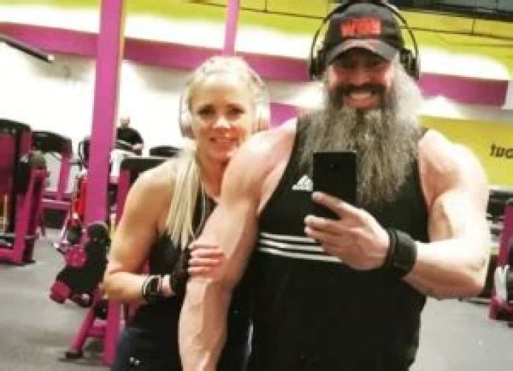 Former Wrestler Gene Snitsky Is Married To His Loving Wife Carolyn Snitsky