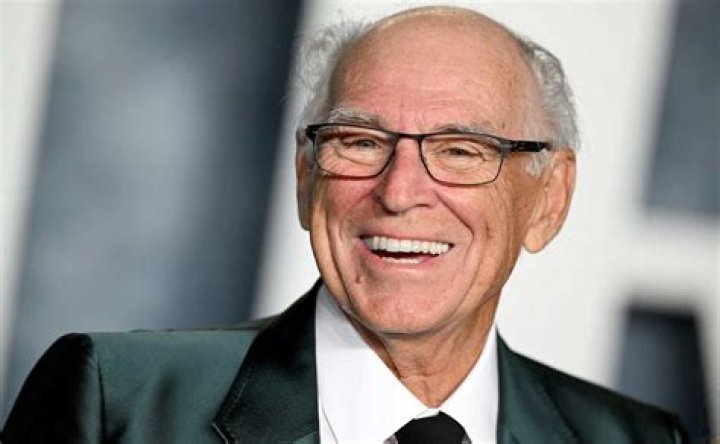 Gadi Schwartz Biography, Age, Parents, Height, Wife, Spouse, Wedding, Net Worth and NBC