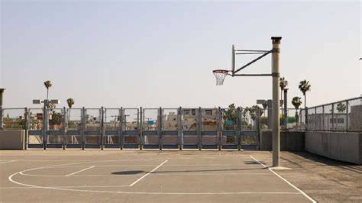 Geno Auriemma Age, Wikipedia, Biography, Children, Salary, Net Worth, Parents.