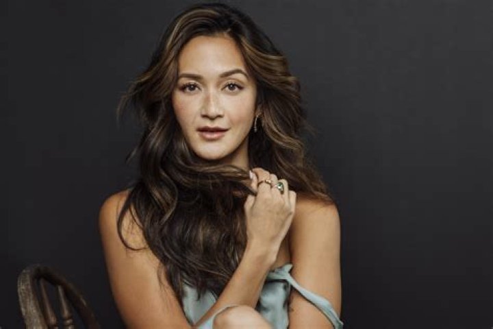 Hallmark Actress Shannon Chan-Kent Husband Jeremy Schutze Is An Actor and Director
