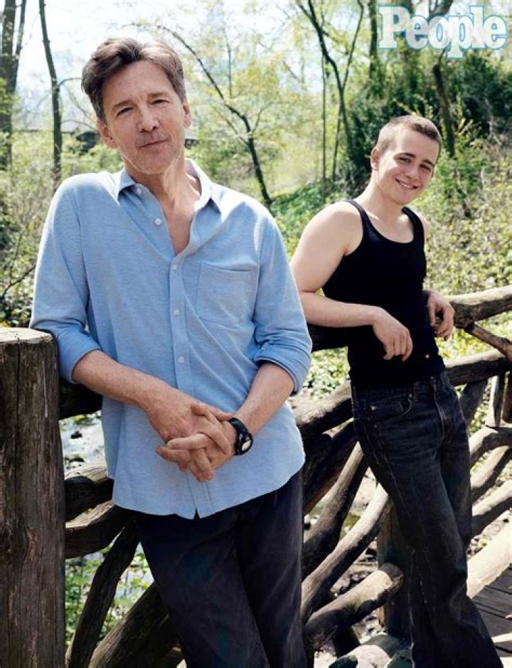 How did Andrew McCarthy get into acting? Is Sam McCarthy related to Andrew McCarthy?