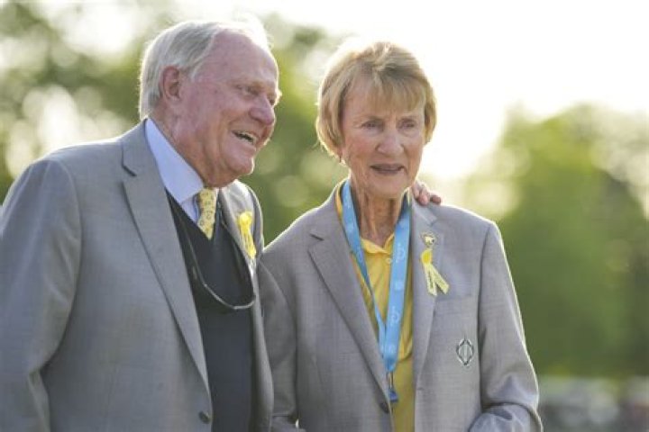 How many grandchildren does Jack and Barbara Nicklaus have?