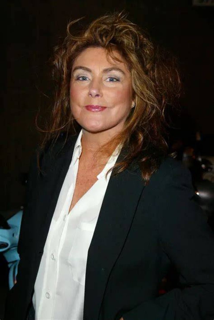 How Much Money Does Laura Branigan Make? Latest Laura Branigan Net Worth Income Salary