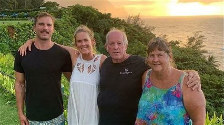 How old is Bloveslife? Bethany Gaskin Husband, Net Worth, Wikipedia, Age, Married