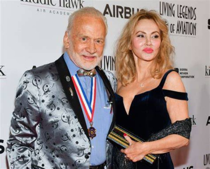 Ian Mitchell Bio, Wiki, Age, Height, Wife, Cause of Death and Net Worth