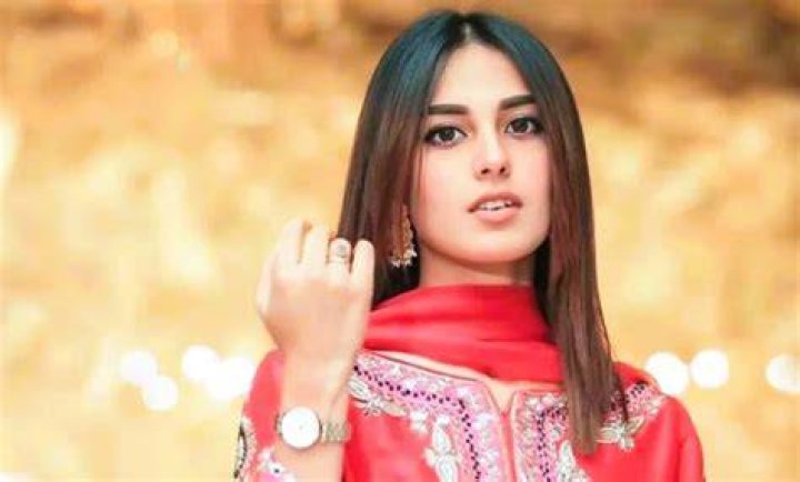 Iqra Aziz