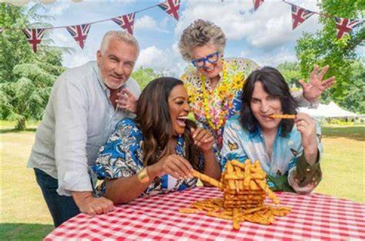 Is Noel Fielding Ill? Everything To Know About The Host Of Bake Off Judge