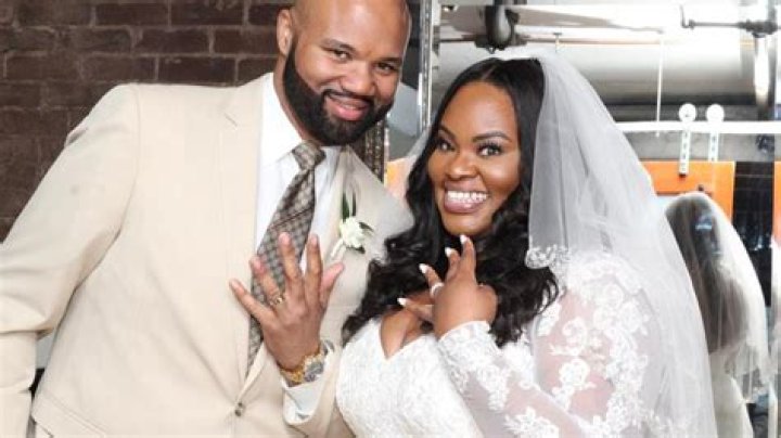 Is Tasha Cobbs married? Who is her husband, Kenneth Leonard?