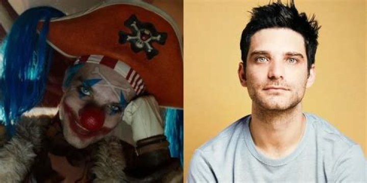 Is The Live Action Buggy Jeff Ward Gay? Gender And Sexuality