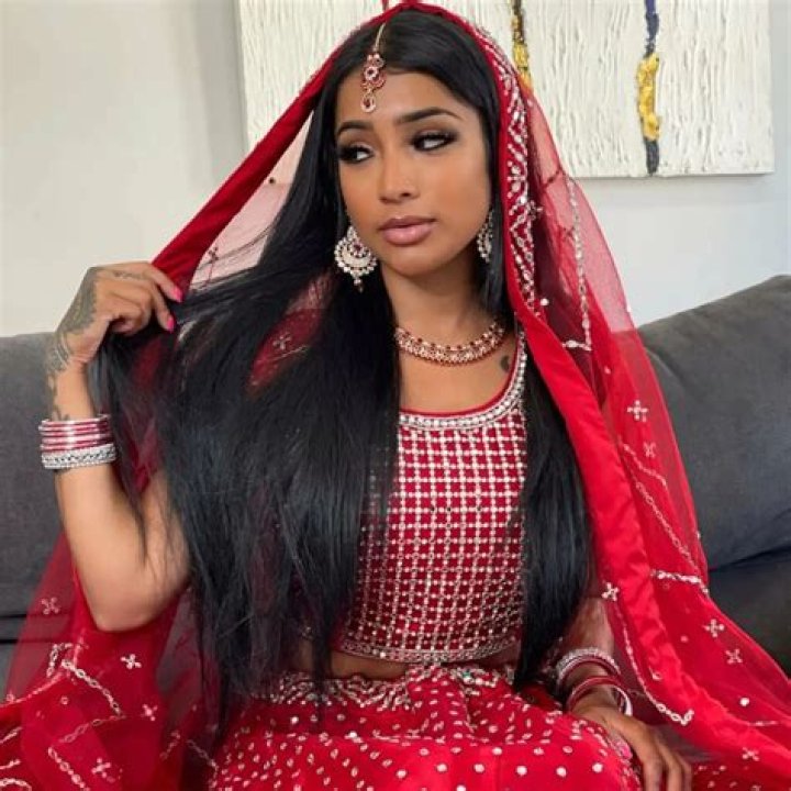 Is Yasmeen Fletcher Muslim? Religion Parents And Nationality Of The Actress
