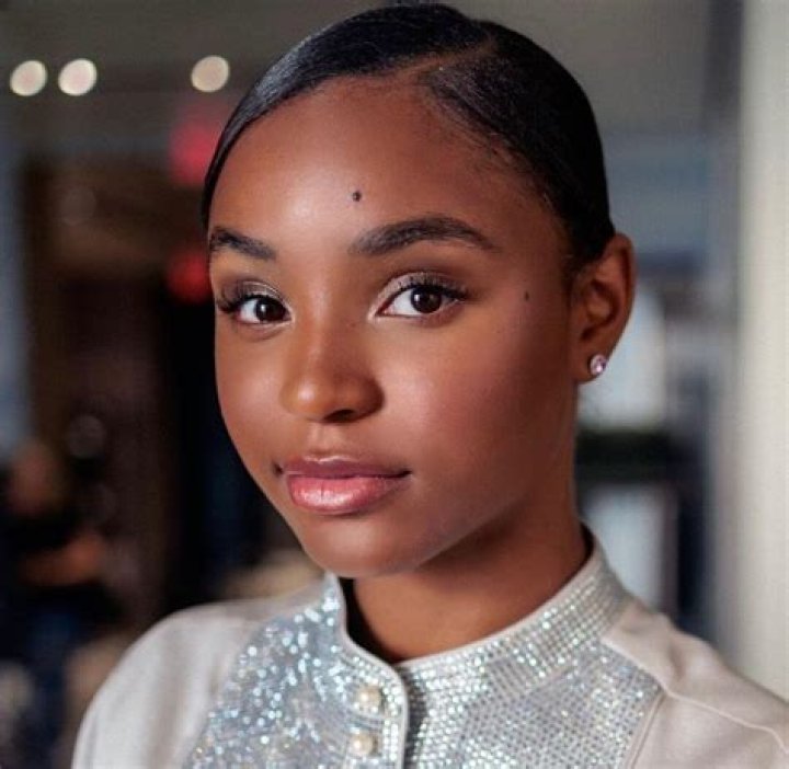 Ish Major Biography, Wikipedia, Age, Height, Family, Wife, Spouse, MD and Net Worth