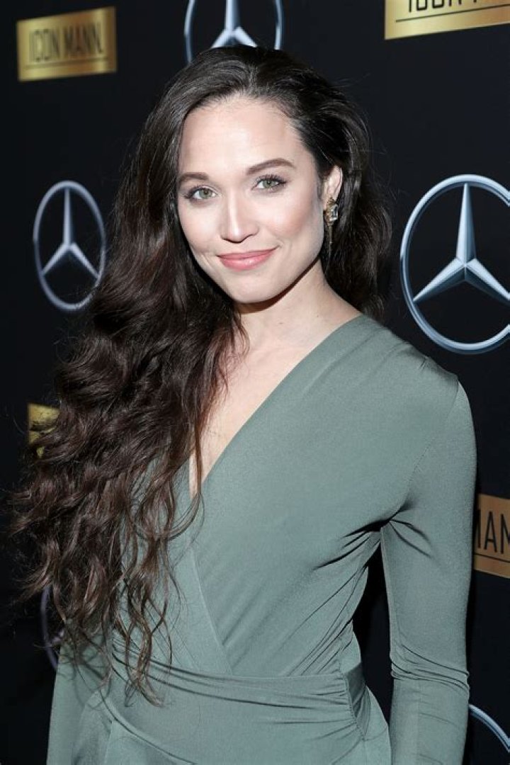 Jaclyn Betham | Bio, Age, Net Worth, Relationship, Career
