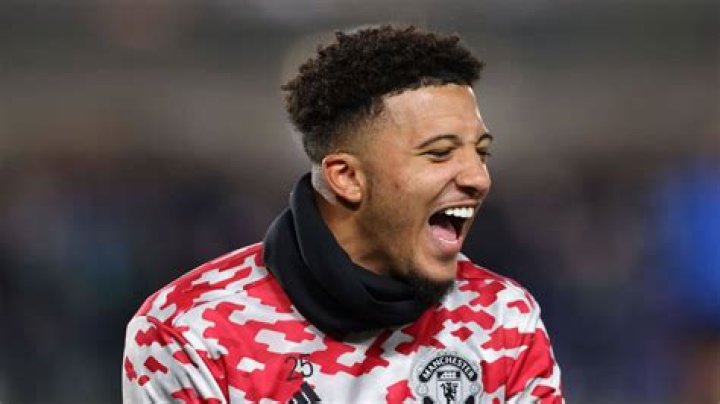 Jadon Sancho Biography, Position, Age, Height, Weight, Family, Transfermarkt, Illness, Instagram