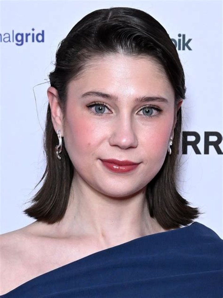 Jenny Walser (Tori Spring Actress): Who played Tori Spring in Heartstopper?
