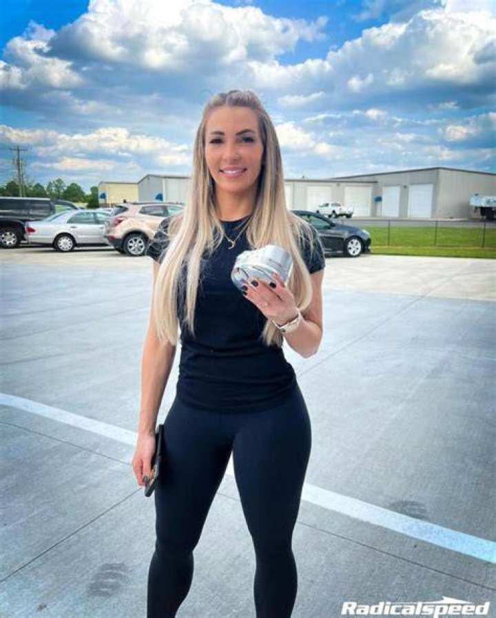 Jillian Smukler Biography, Age, Photos, KIEZI 9 News, Measurements, Facebook, Instagram and Net Worth