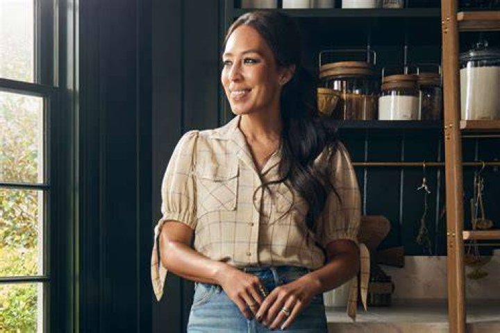 Joanna Gaines Height, Age & Measurements – How tall is Joanna Gaines?